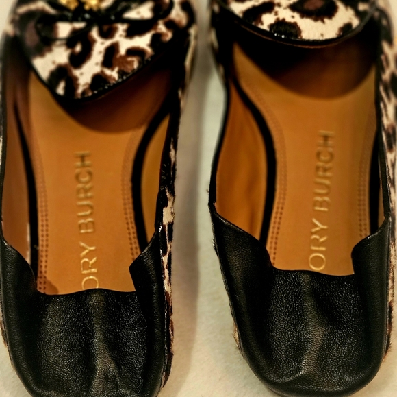 Tory Burch Charm Leopard Loafer - Picture 3 of 6